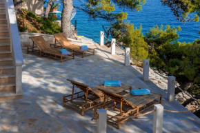 Luxury Beachfront Villa Brac Bliss with private pool at the beach on Brac island - Sumartin